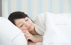 歯科治療中にあごが疲れて口を開けていられない時の原因と対処法を解説